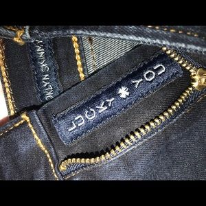 Dark wash Brooklyn skinny lucky brand jeans